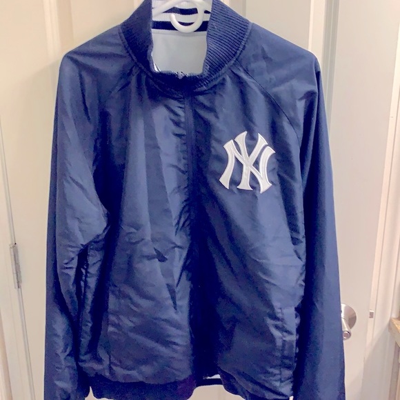 Men’s New York Yankee Reversible Jacket - Picture 1 of 3